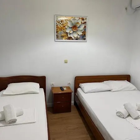 Pensjonat Mili Piqeras